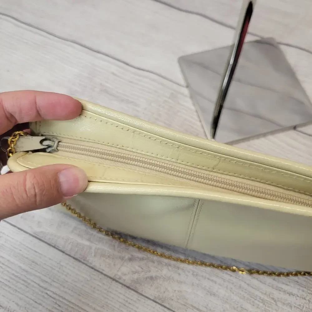 Koret Vintage 80s Ivory Leather Handbag with Gold Chain Strap